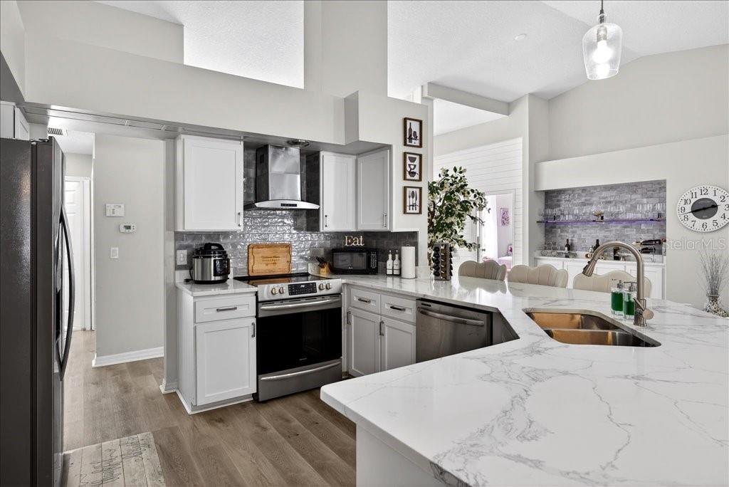 Image 16 of 44 For 46 Whippoorwill Drive