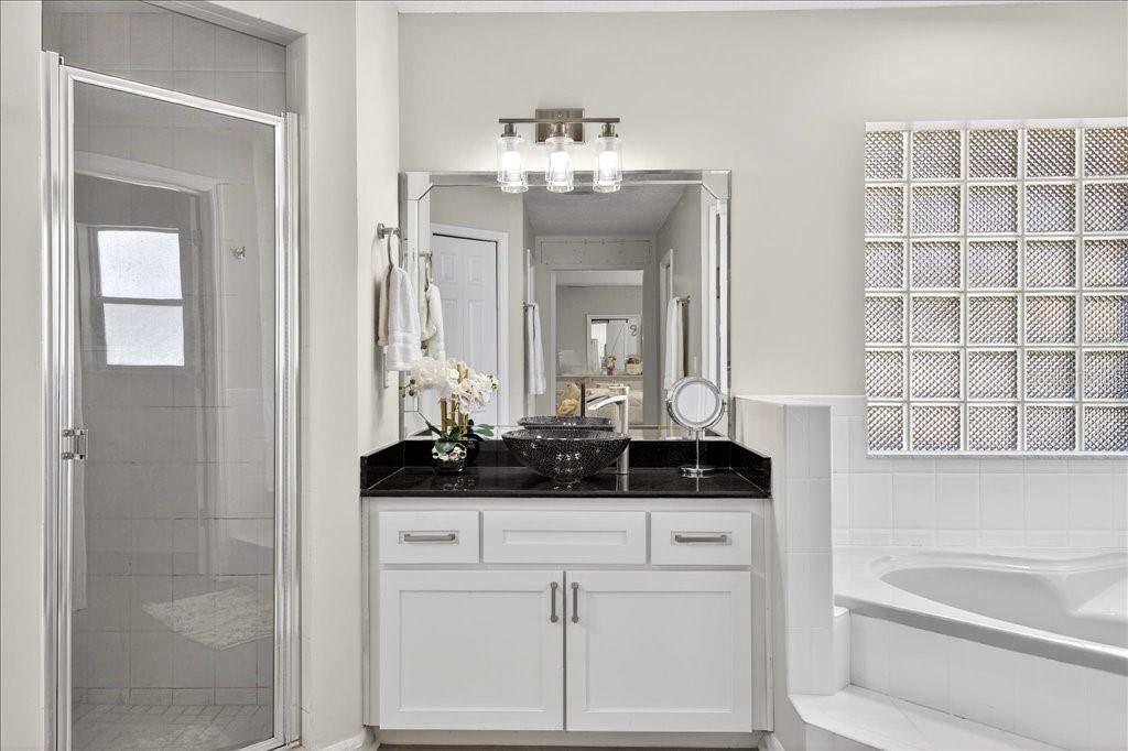 Image 24 of 44 For 46 Whippoorwill Drive