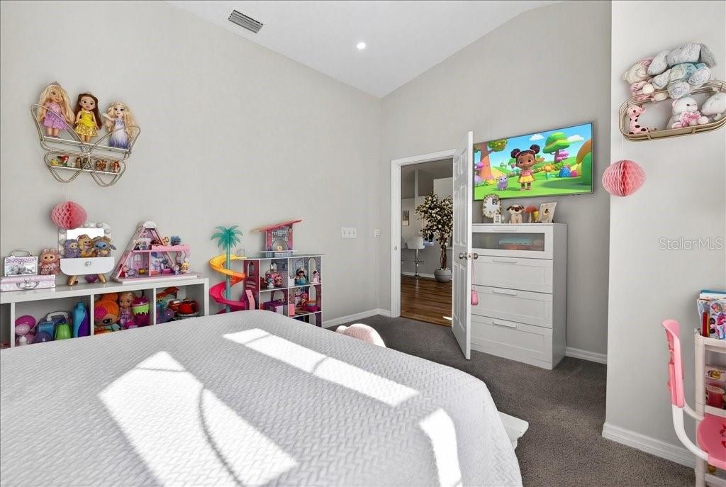 Image 29 of 44 For 46 Whippoorwill Drive