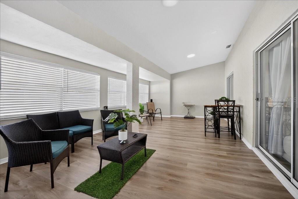 Image 36 of 44 For 46 Whippoorwill Drive