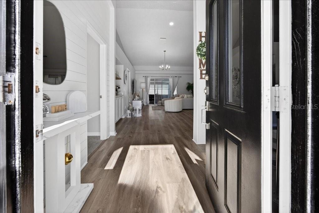 Image 4 of 44 For 46 Whippoorwill Drive