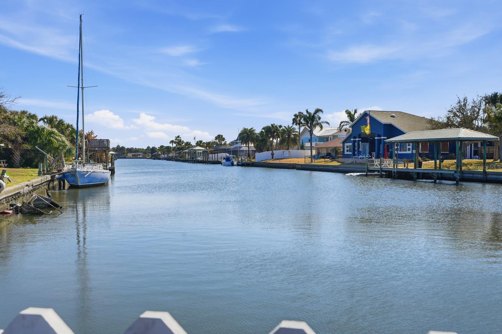 Image 29 of 36 For 364 Palm Circle