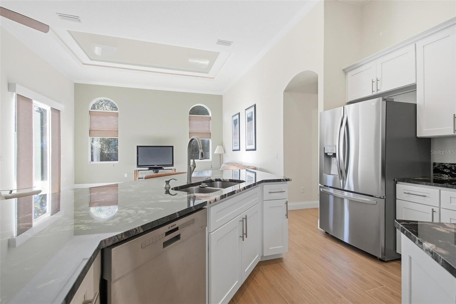 Image 16 of 42 For 5 River Oaks Way