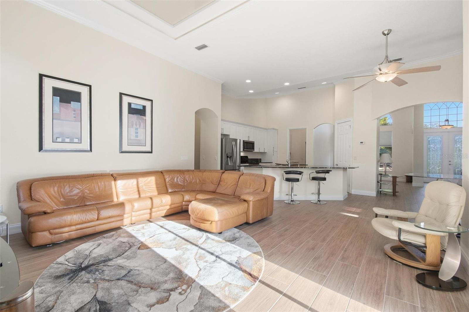 Image 17 of 42 For 5 River Oaks Way