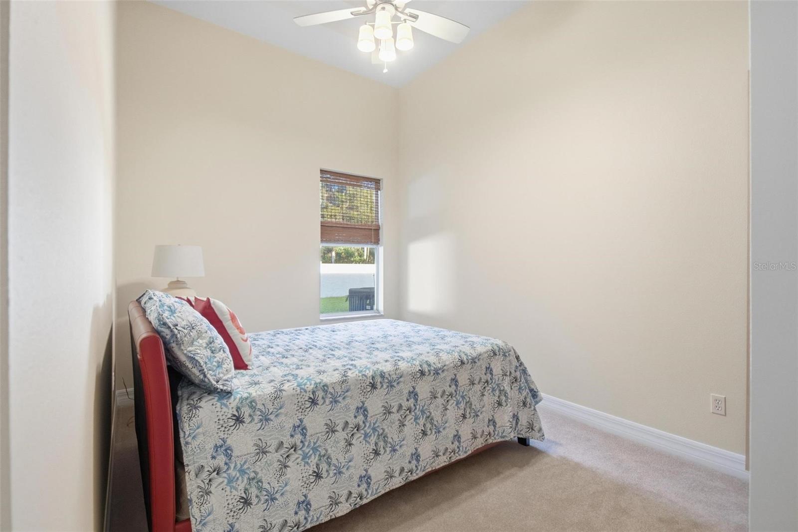 Image 34 of 42 For 5 River Oaks Way