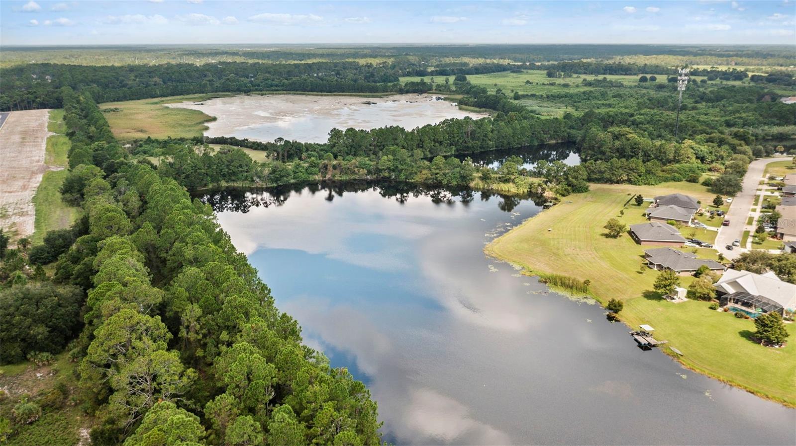 Image 9 of 18 For 38 Eagle Lake Drive