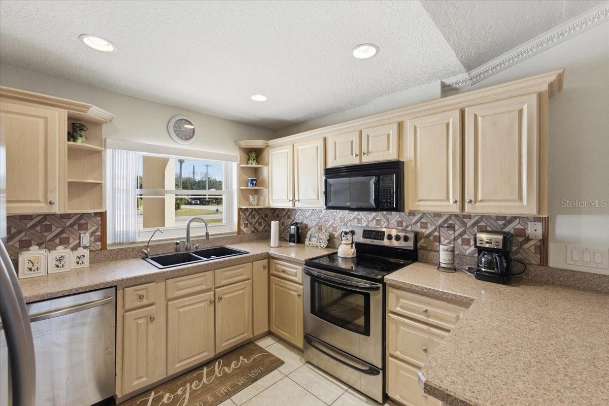 Image 15 of 60 For 1 Coral Reef Court N