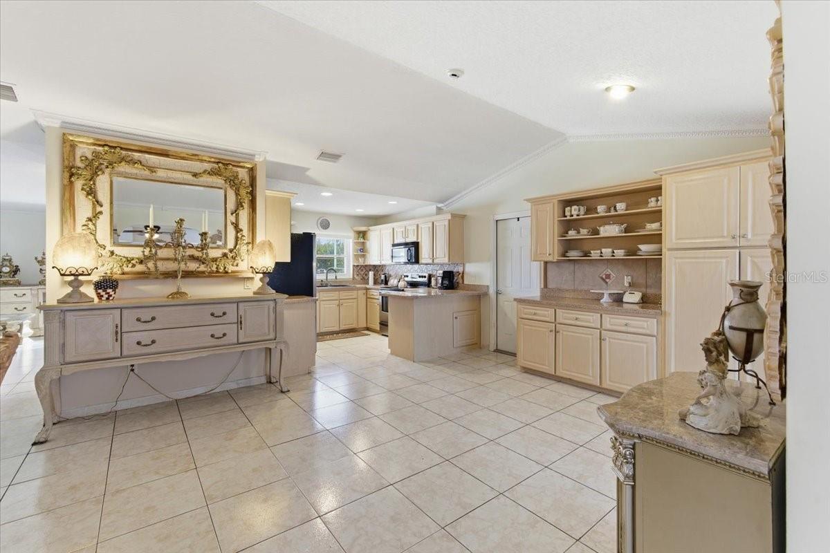 Image 19 of 60 For 1 Coral Reef Court N