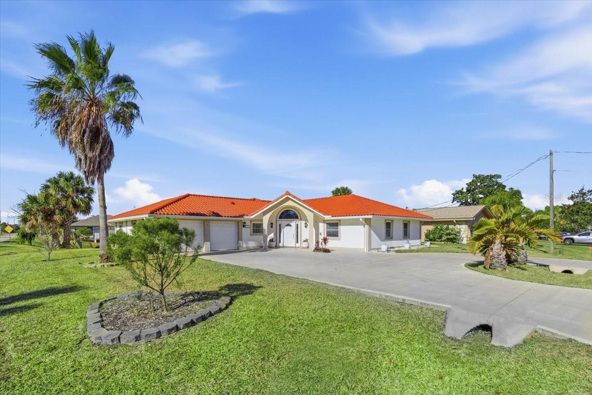 Image 49 of 60 For 1 Coral Reef Court N