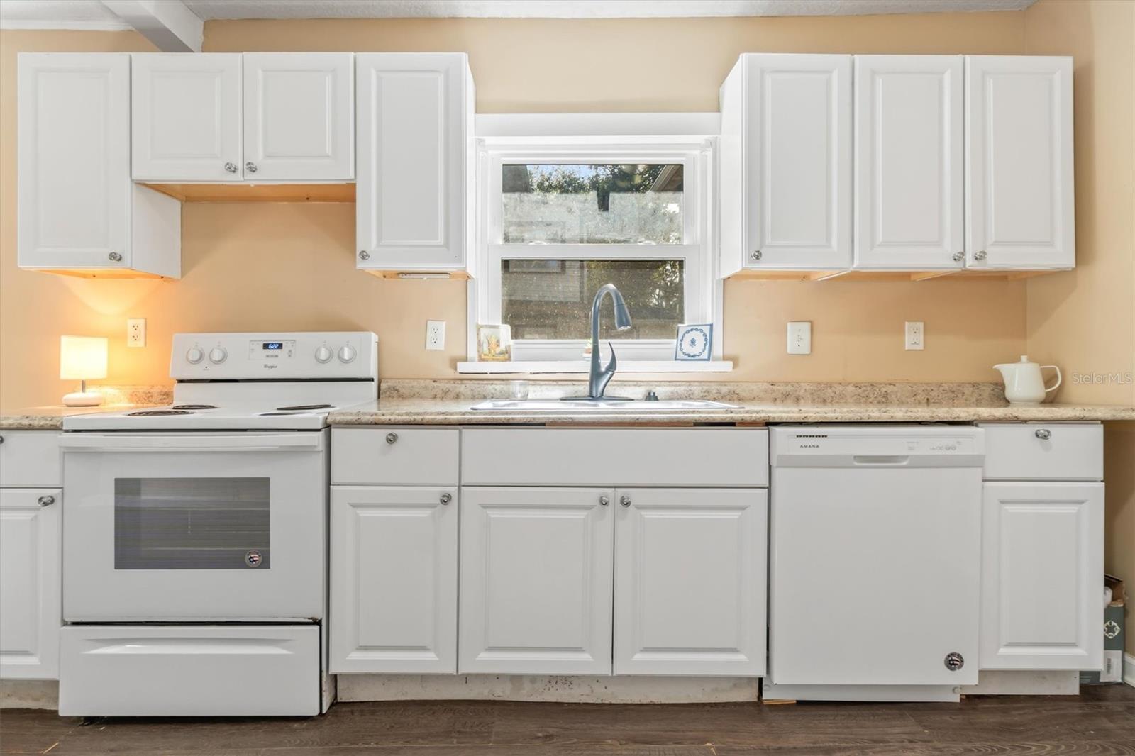 Image 20 of 60 For 166 Martin Luther King Avenue