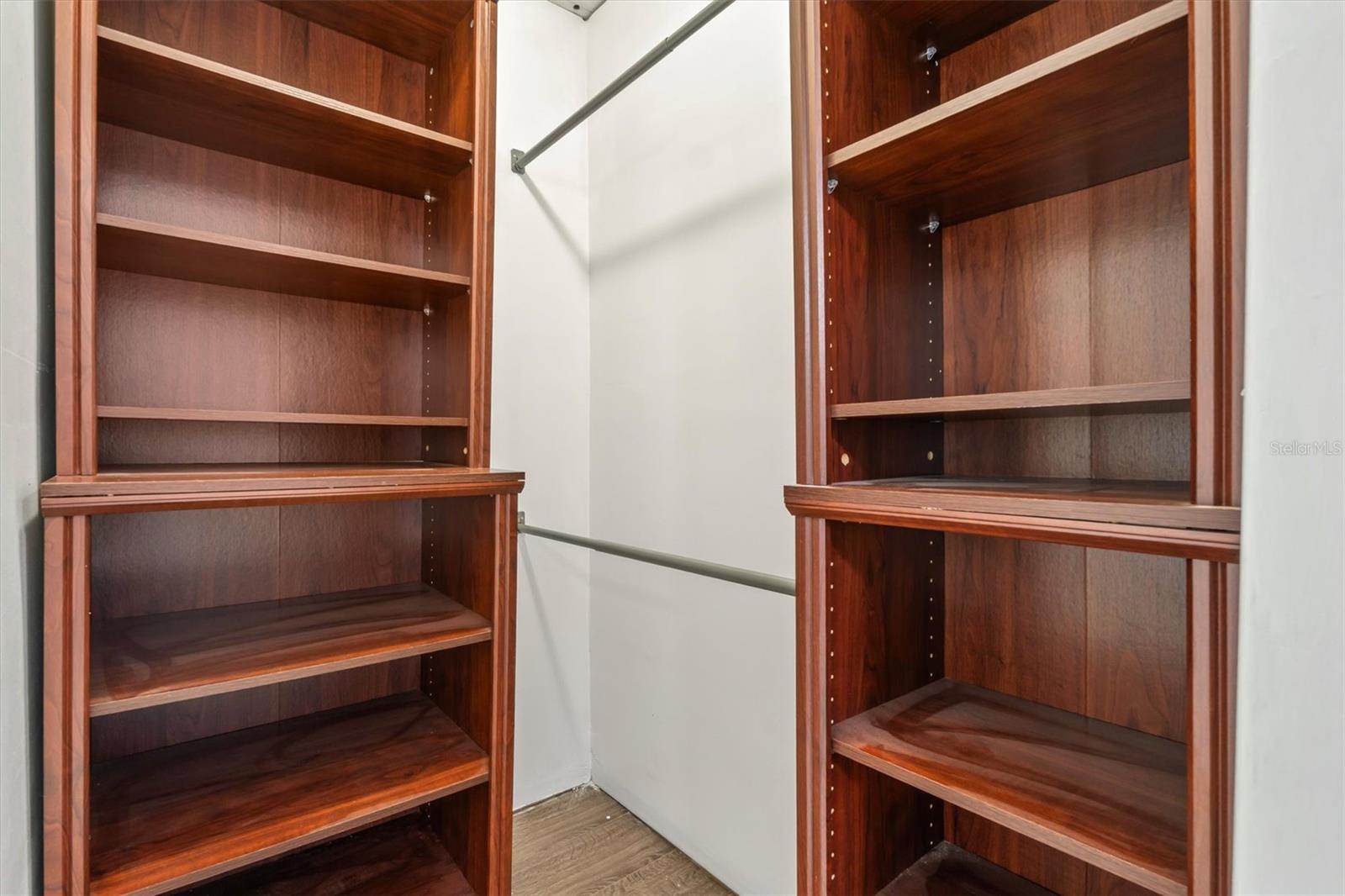 Image 31 of 60 For 166 Martin Luther King Avenue