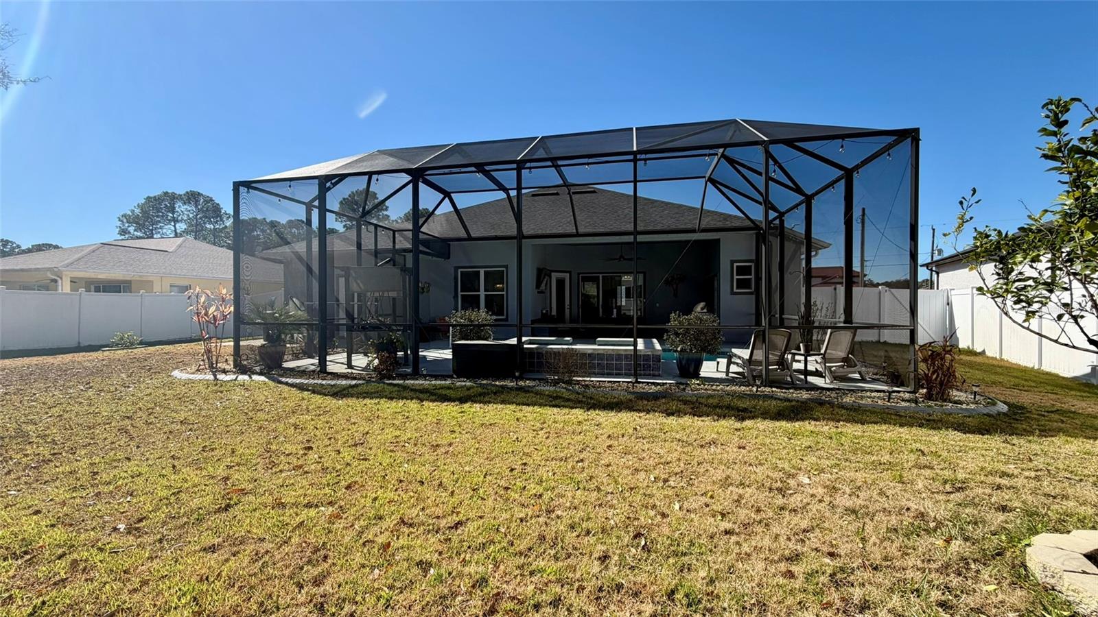 Image 39 of 47 For 20 Lake Success Drive