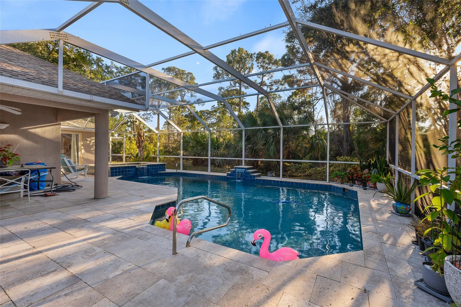 Listing photo id 34 for 6 Ibis Court N