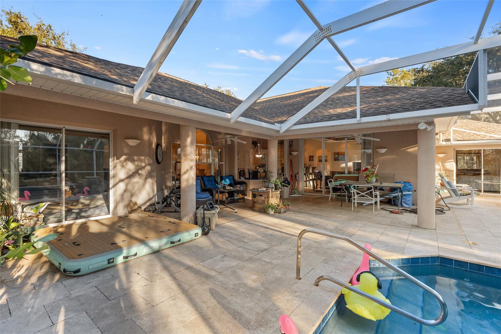 Listing photo id 37 for 6 Ibis Court N