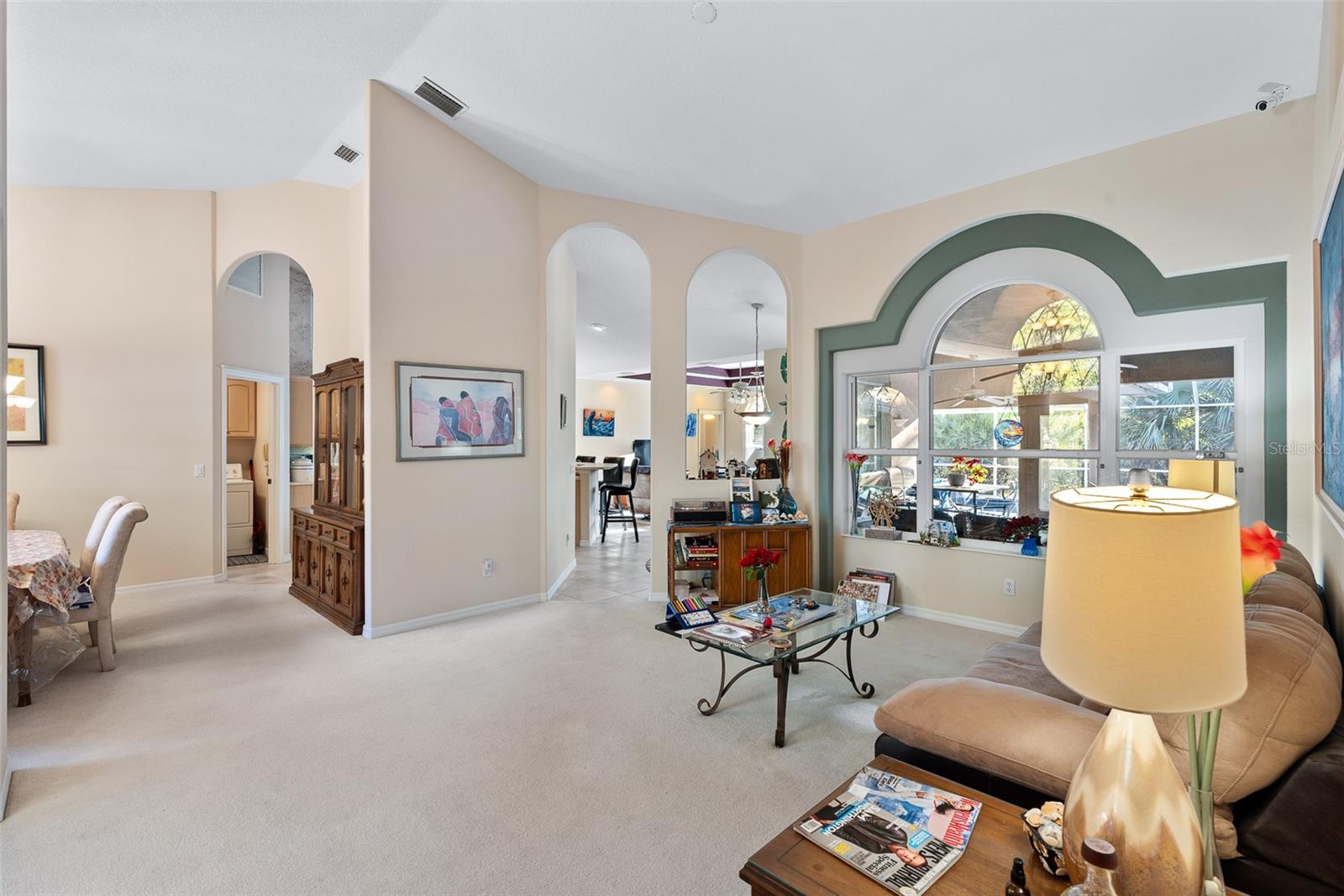 Listing photo id 6 for 6 Ibis Court N