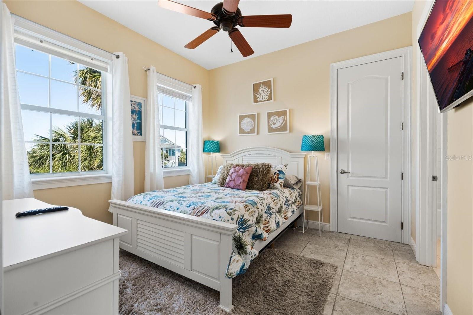 Image 27 of 64 For 20 Cinnamon Beach Way