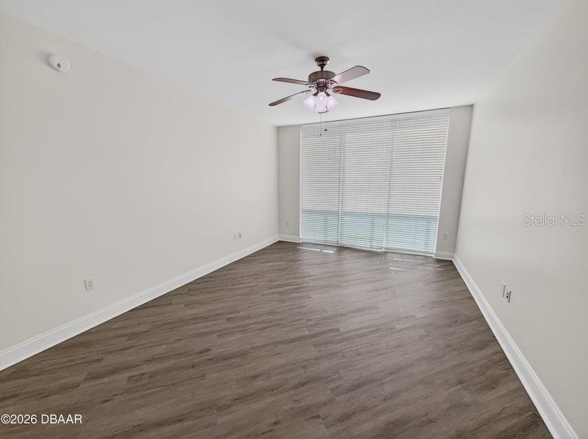 Image 16 of 79 For 241 Riverside Drive 510