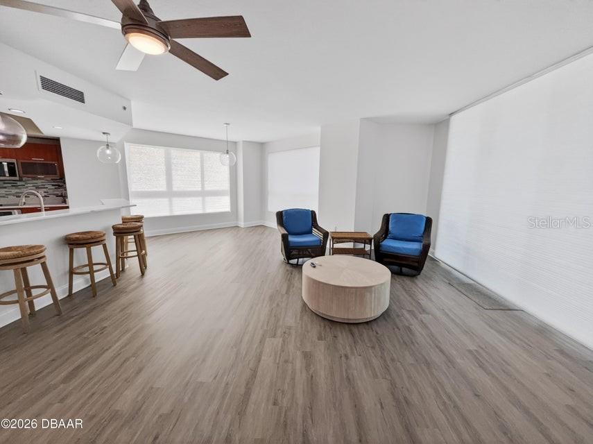 Image 34 of 79 For 241 Riverside Drive 510