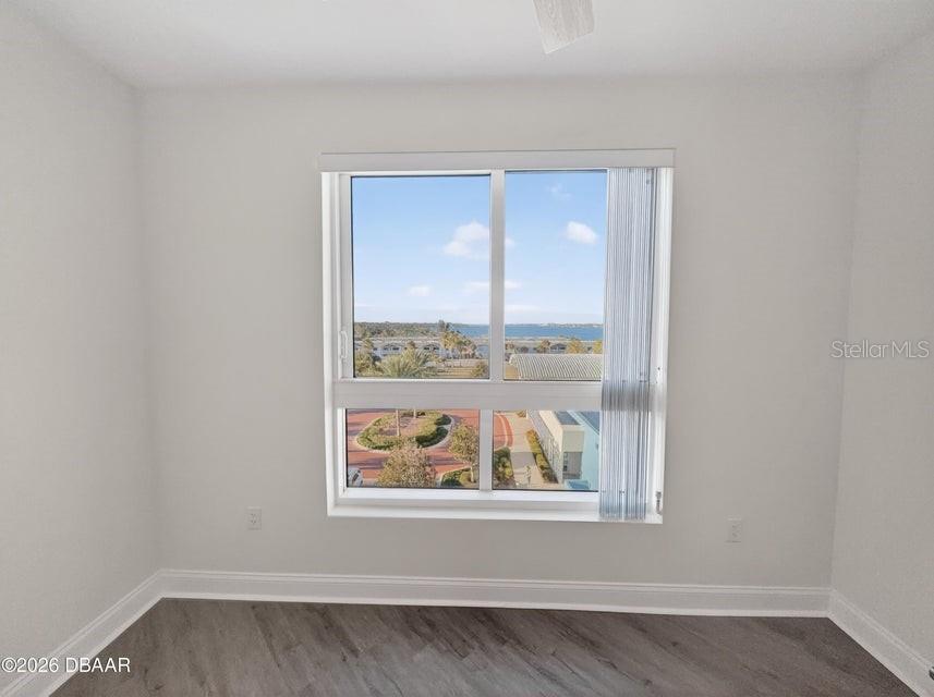 Image 39 of 79 For 241 Riverside Drive 510