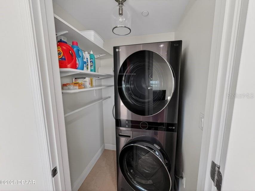 Image 44 of 79 For 241 Riverside Drive 510