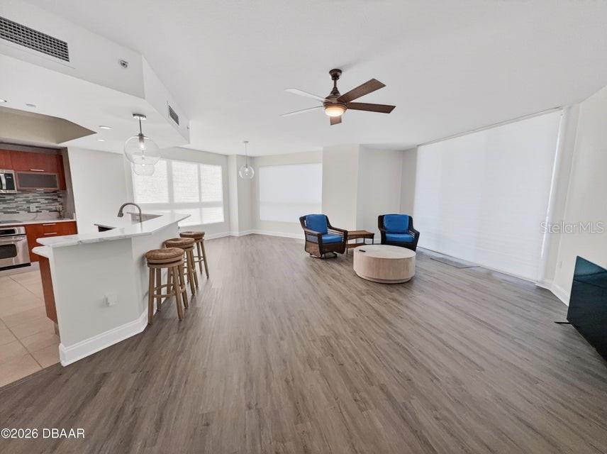 Image 51 of 79 For 241 Riverside Drive 510