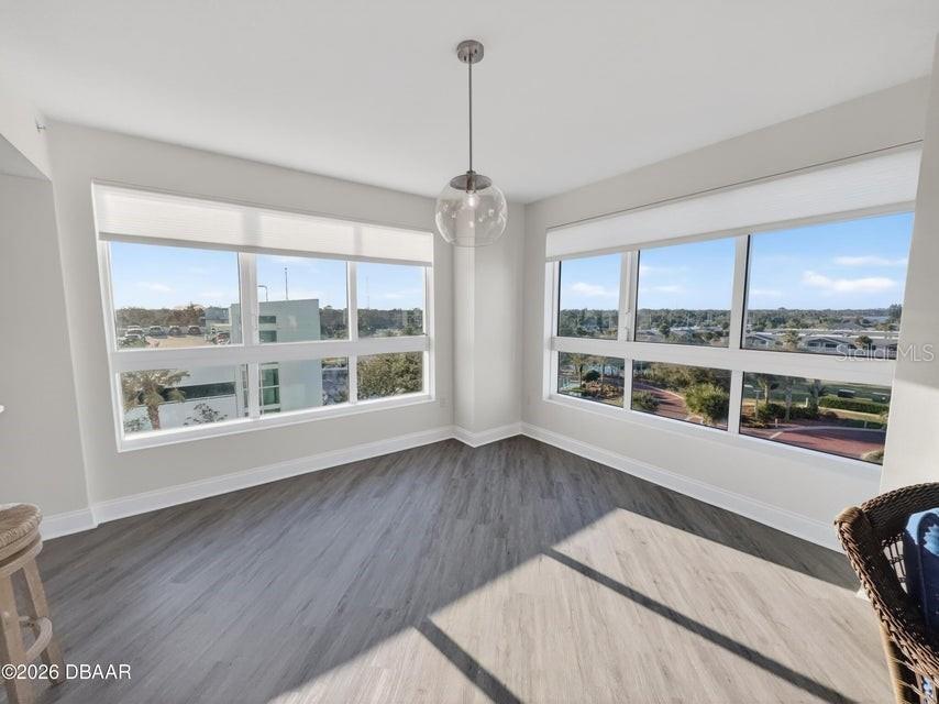 Image 52 of 79 For 241 Riverside Drive 510