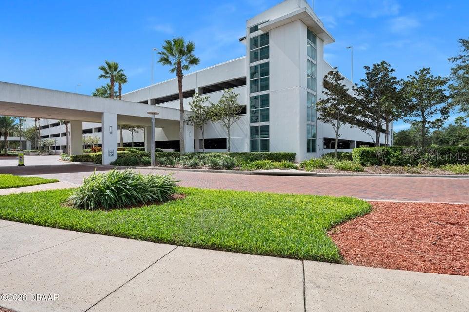 Image 77 of 79 For 241 Riverside Drive 510