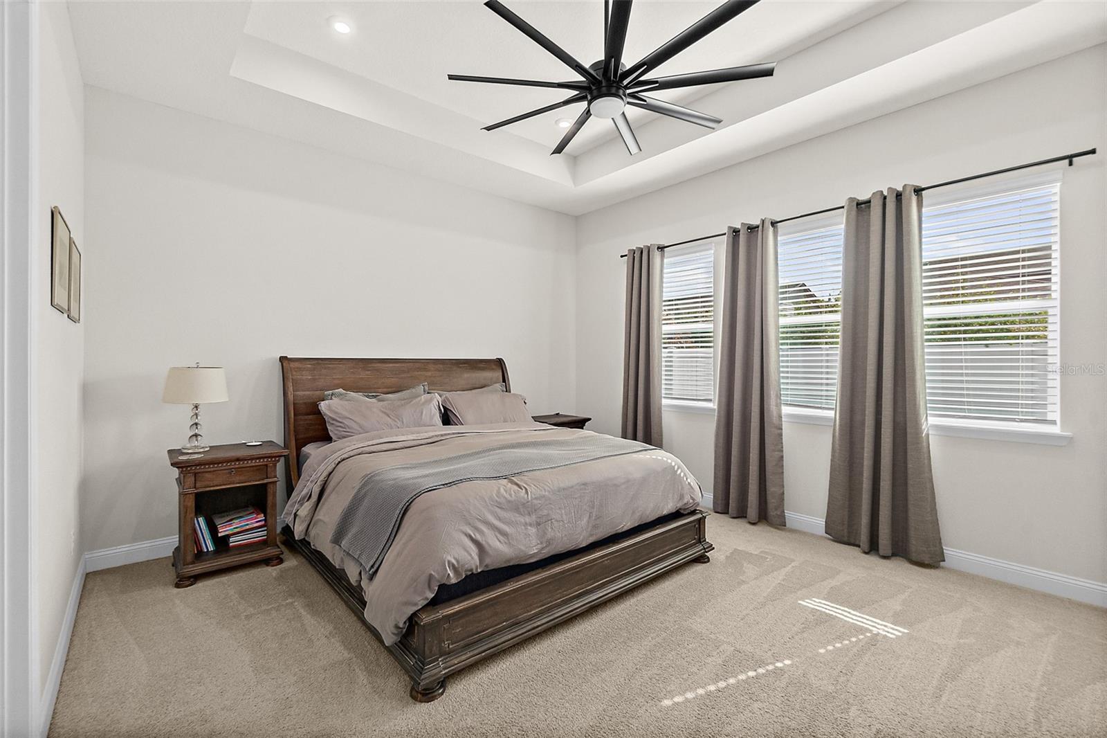 Image 14 of 40 For 254 Oak Shadow Place