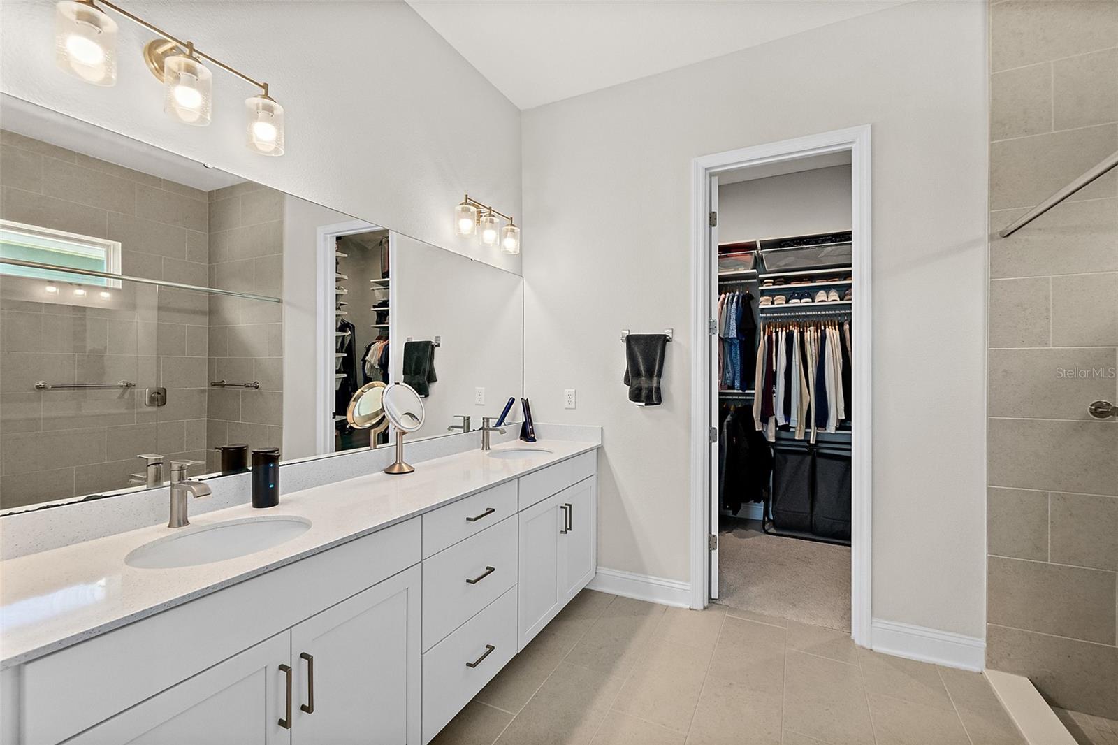 Image 16 of 40 For 254 Oak Shadow Place