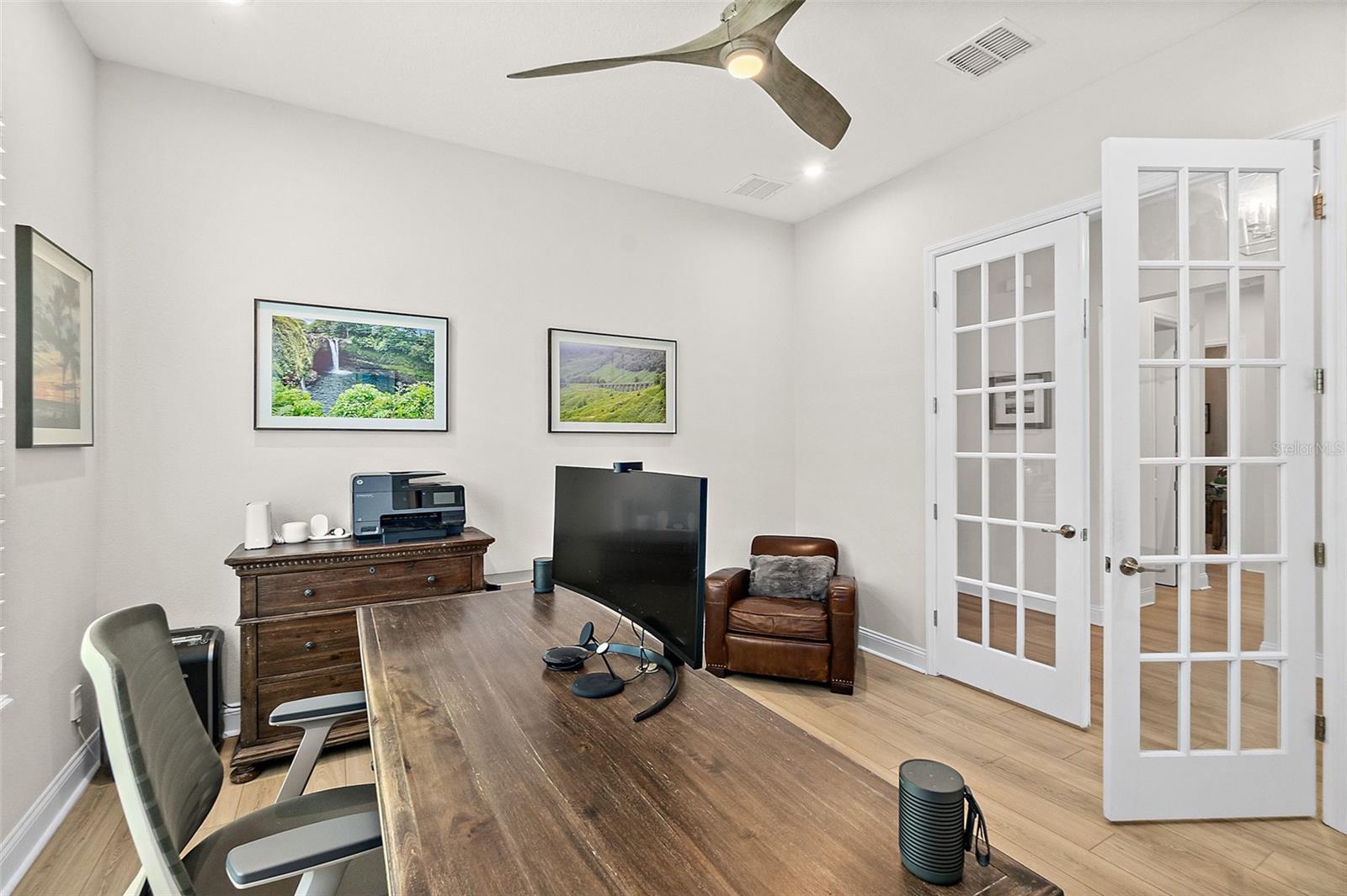 Image 24 of 40 For 254 Oak Shadow Place