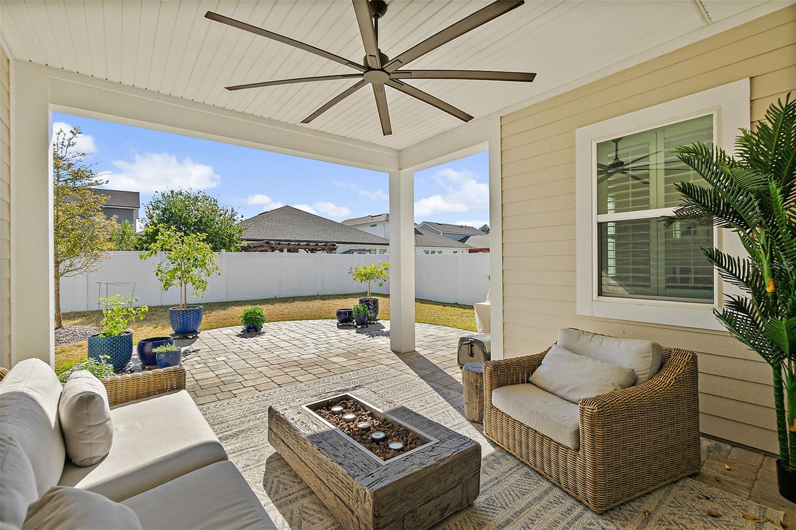 Image 32 of 40 For 254 Oak Shadow Place