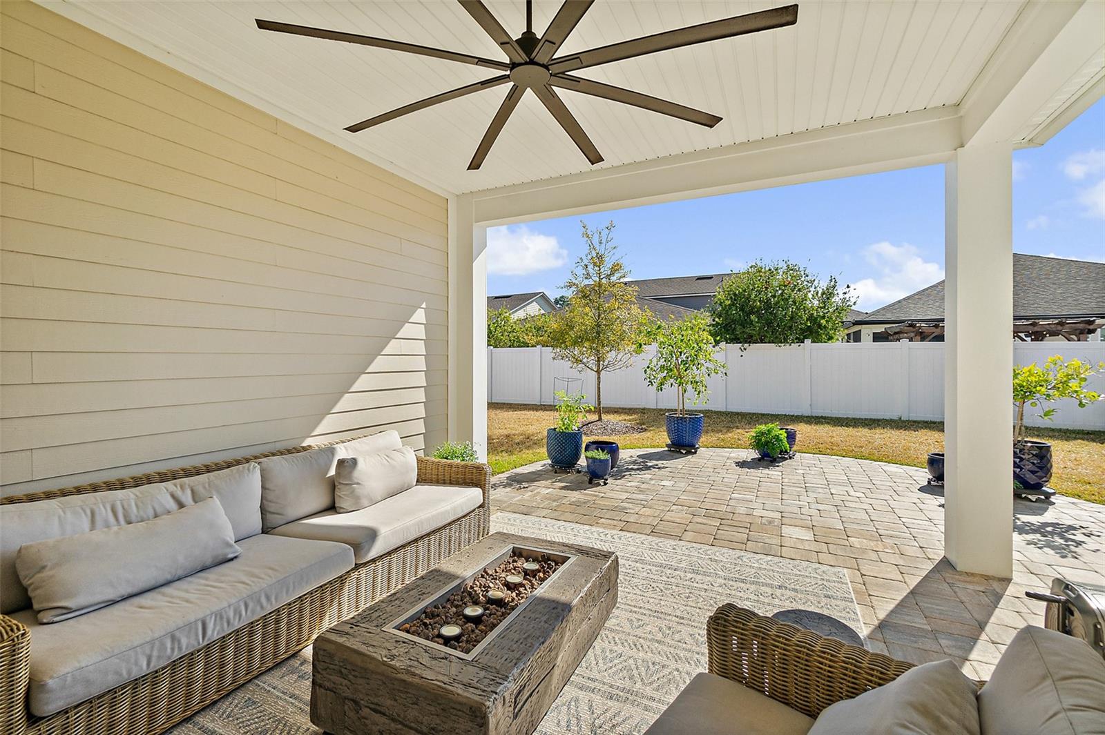 Image 33 of 40 For 254 Oak Shadow Place