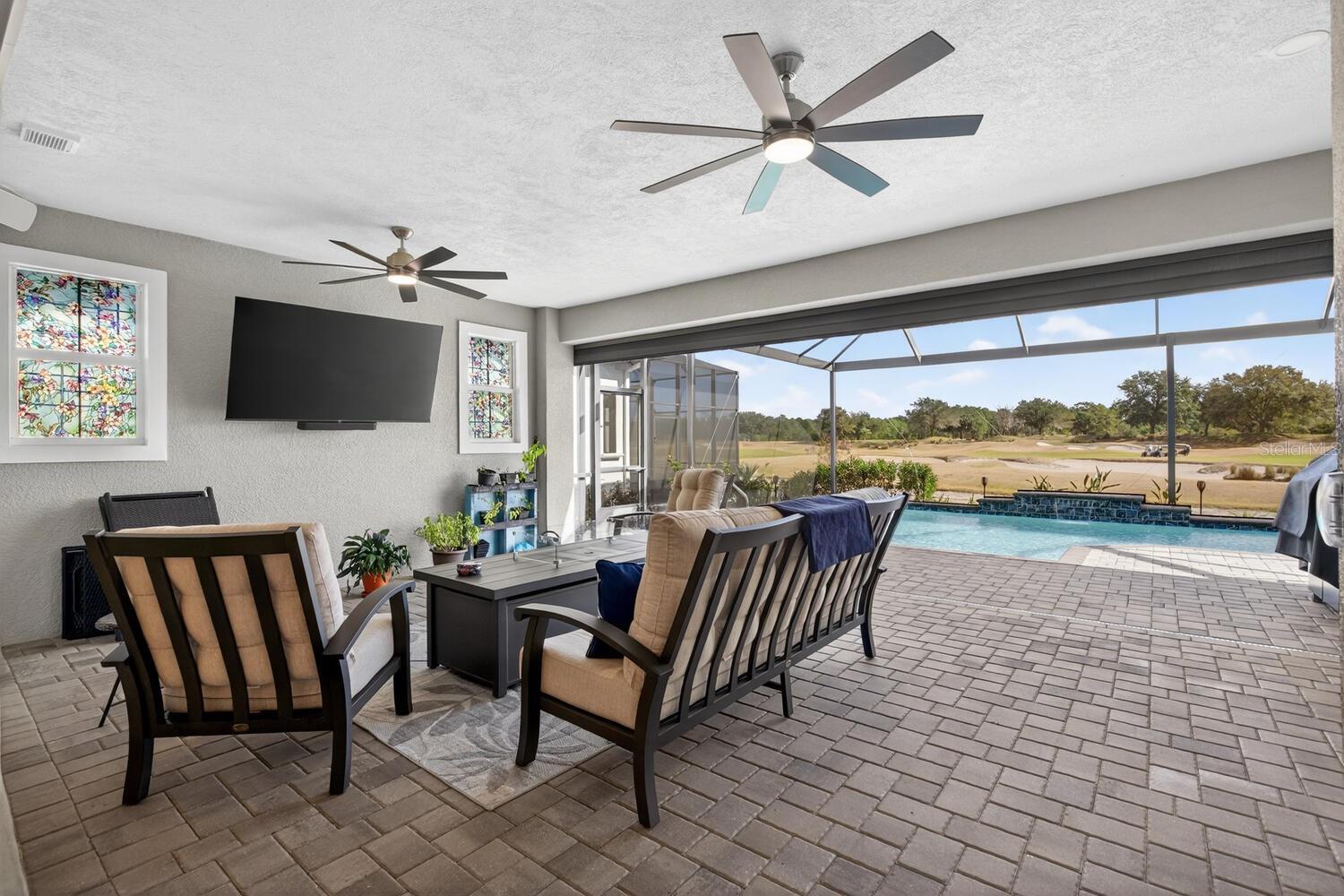 Image 27 of 99 For 401 Bourganville Drive