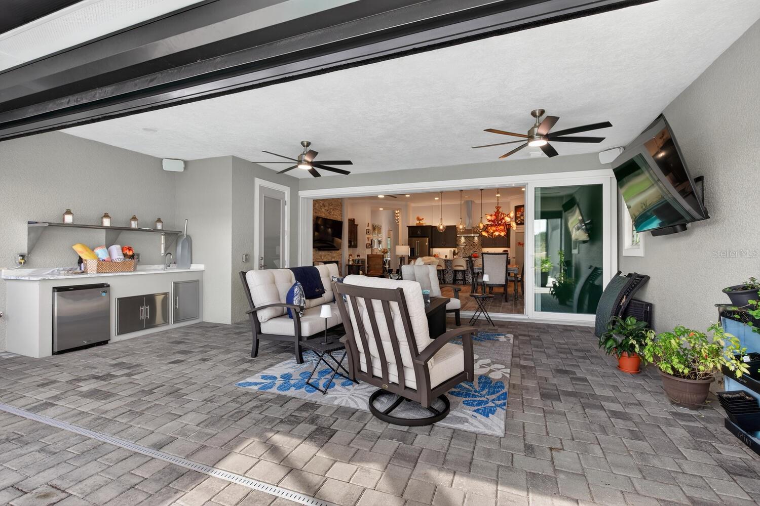 Image 30 of 99 For 401 Bourganville Drive