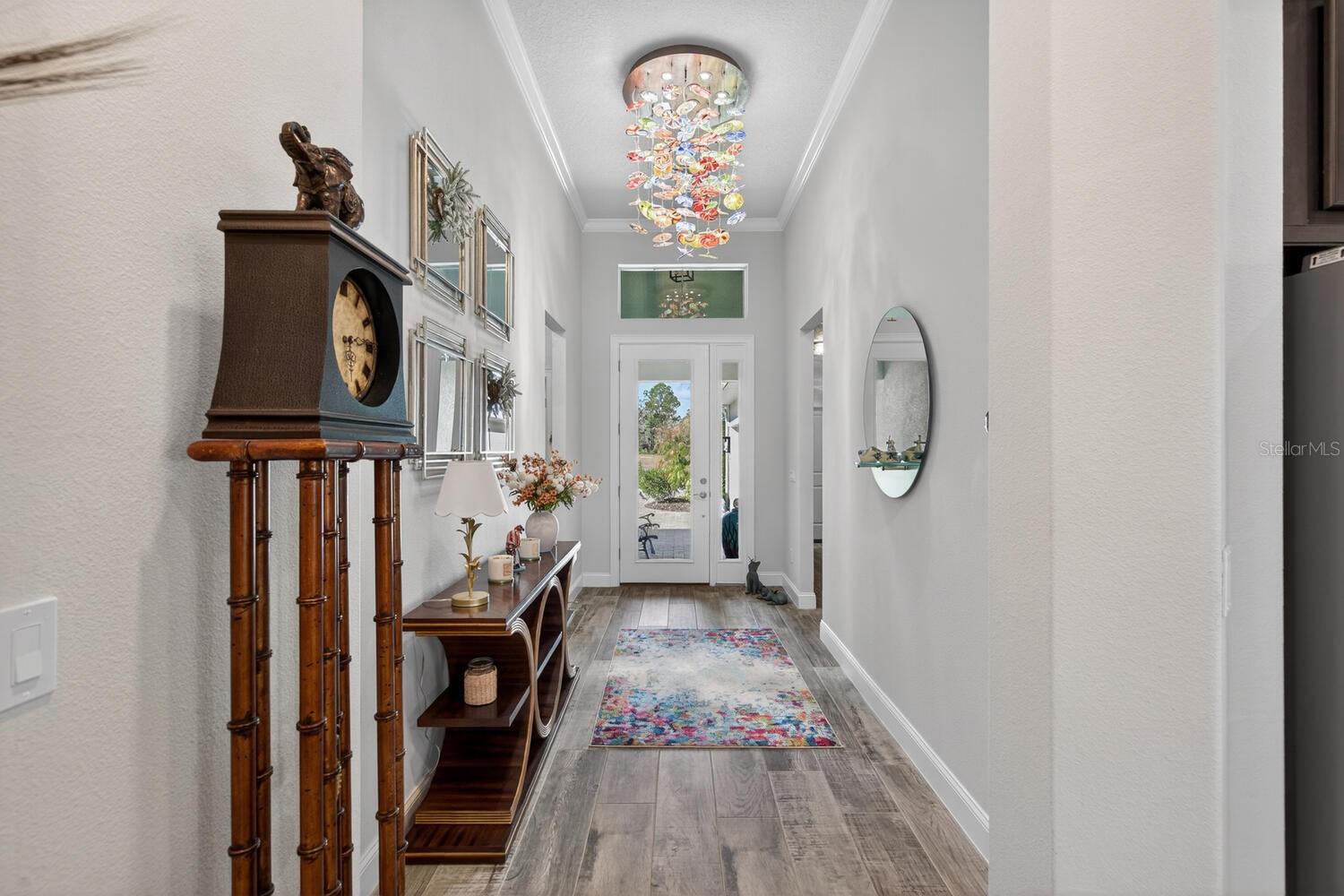 Image 5 of 99 For 401 Bourganville Drive