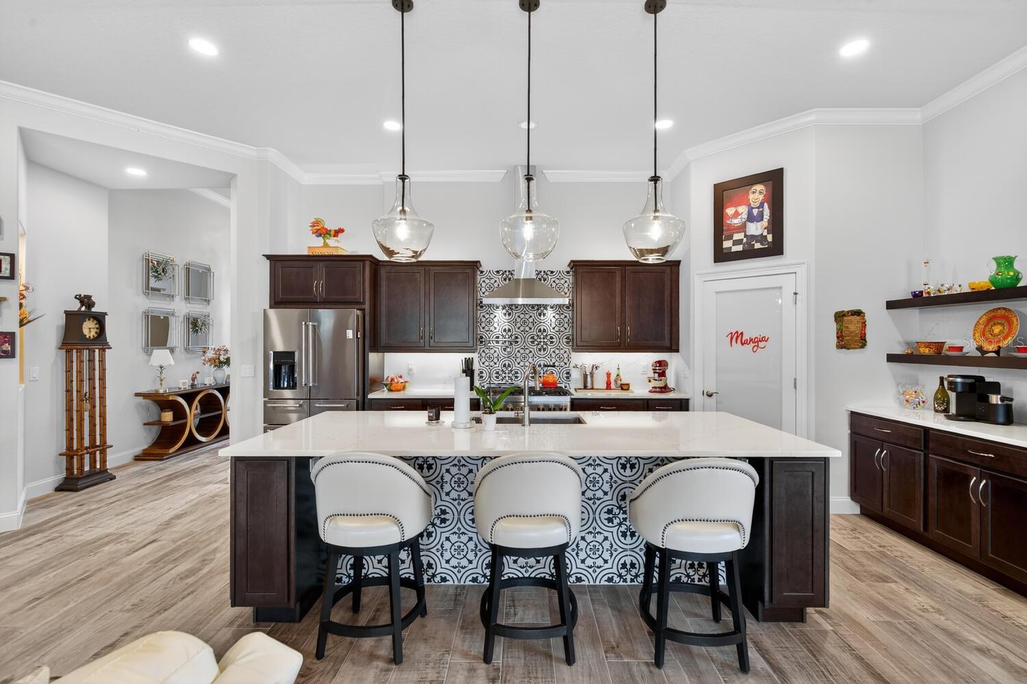 Image 8 of 99 For 401 Bourganville Drive