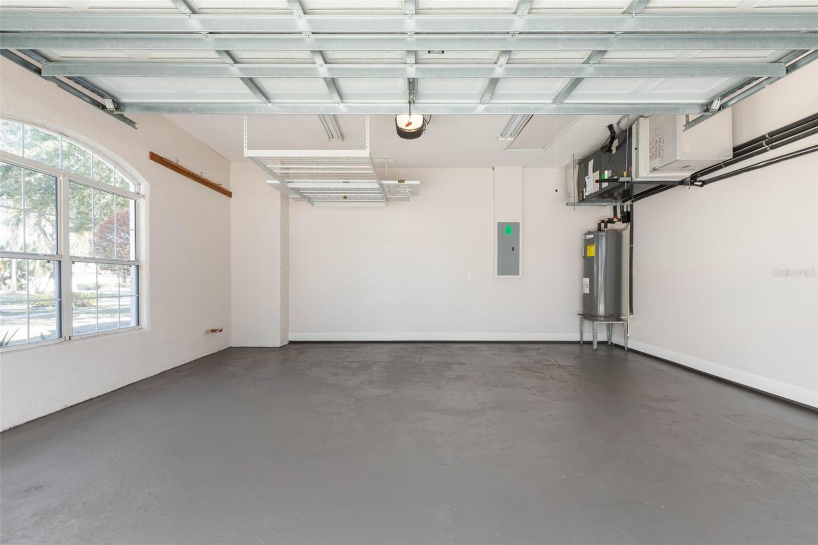 Image 50 of 98 For 35 Acclaim At Lionspaw