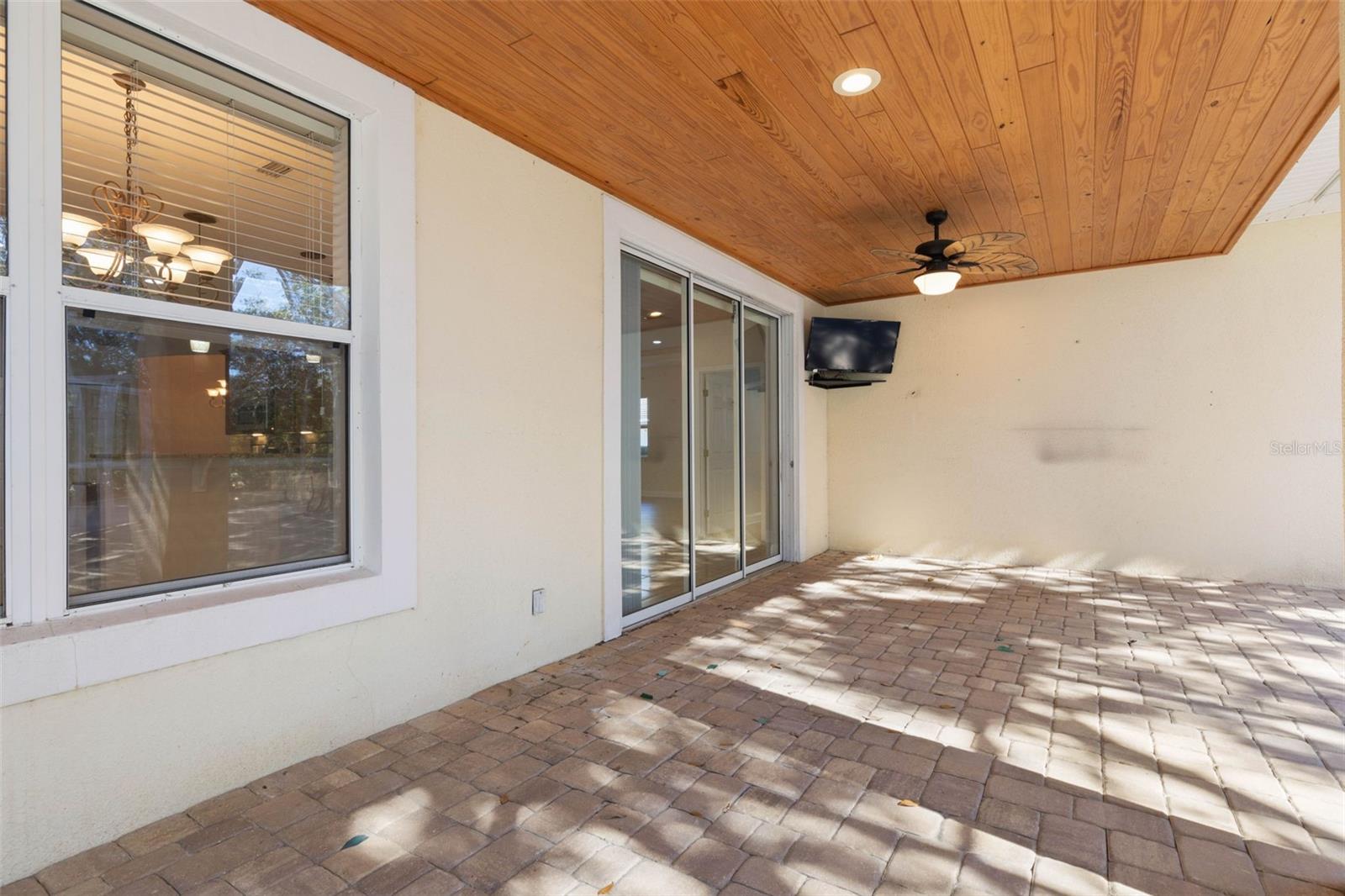 Image 55 of 98 For 35 Acclaim At Lionspaw