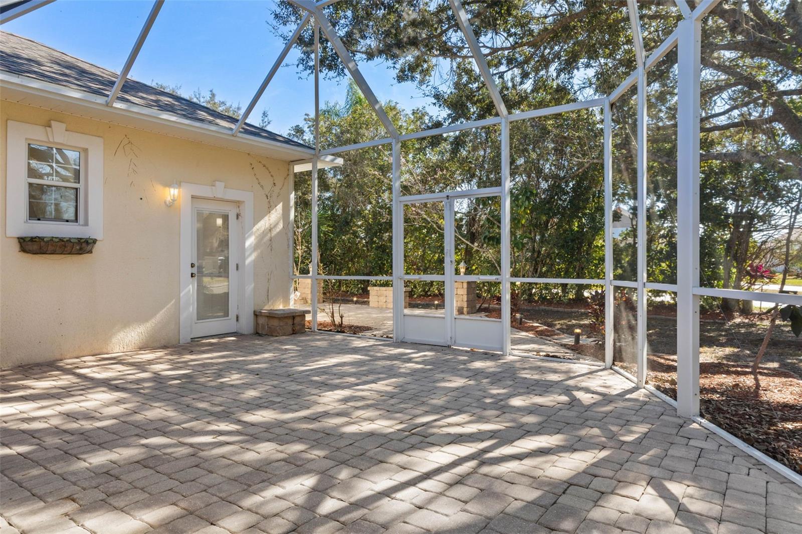 Image 56 of 98 For 35 Acclaim At Lionspaw