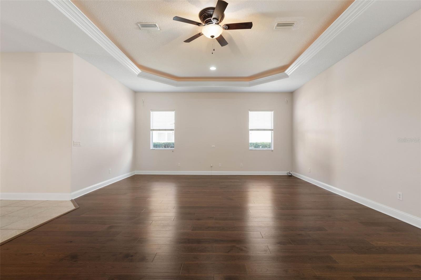 Image 7 of 98 For 35 Acclaim At Lionspaw