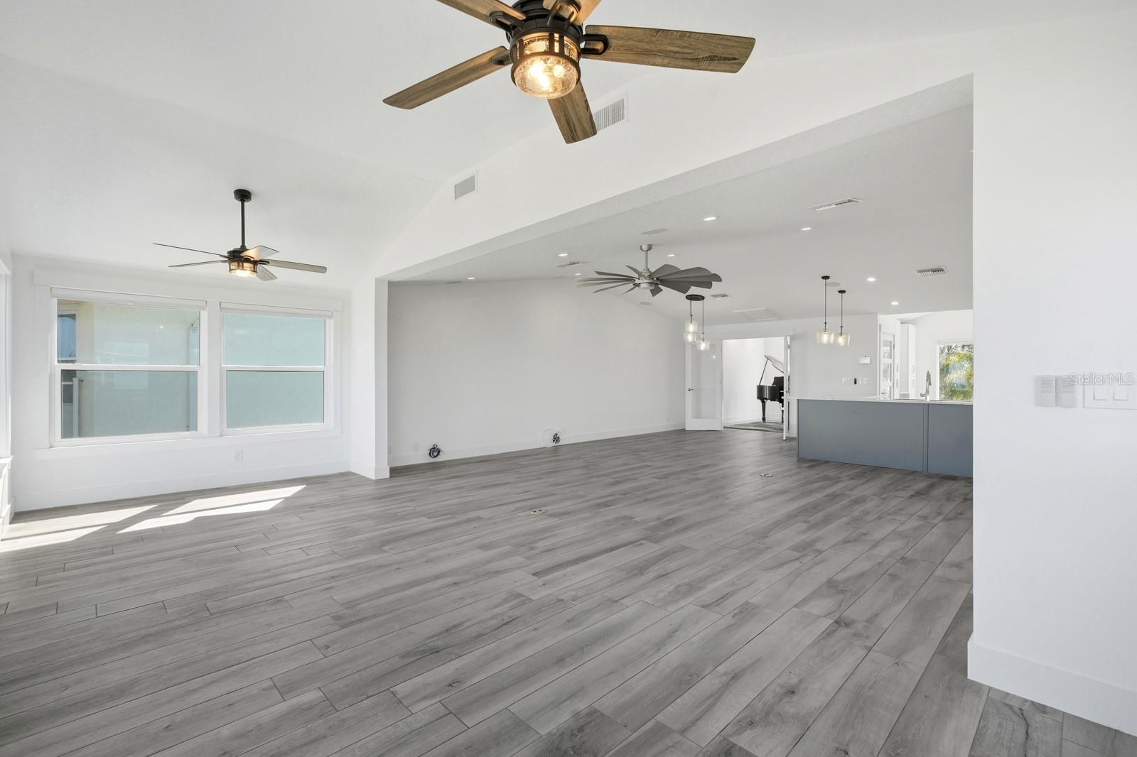 Image 22 of 80 For 2656 Ocean Shore Boulevard