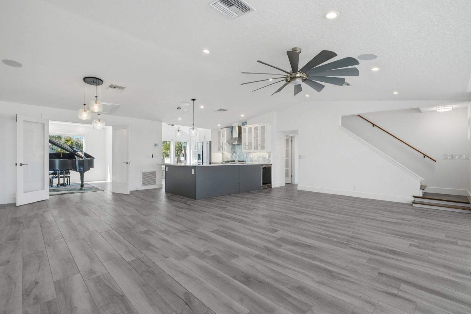 Image 24 of 80 For 2656 Ocean Shore Boulevard