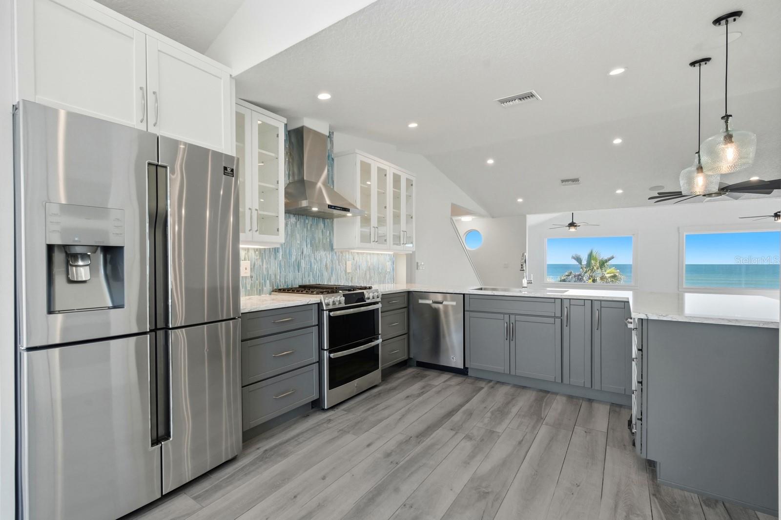 Image 27 of 80 For 2656 Ocean Shore Boulevard