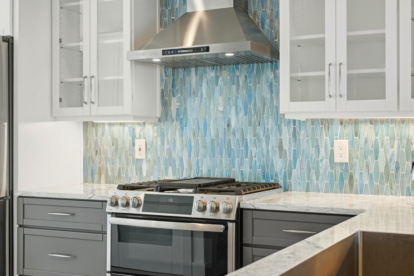 Image 31 of 80 For 2656 Ocean Shore Boulevard