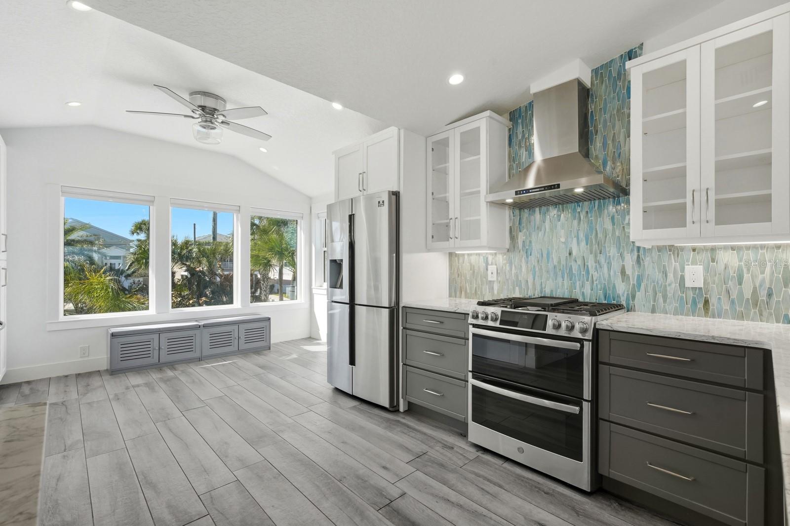 Image 33 of 80 For 2656 Ocean Shore Boulevard