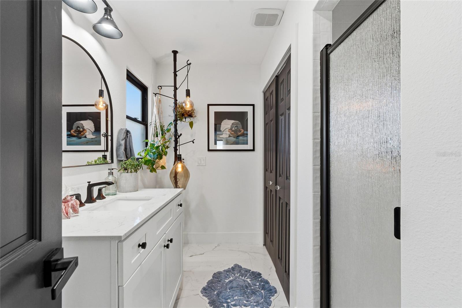 Image 25 of 46 For 1604 Ocean Shore Boulevard