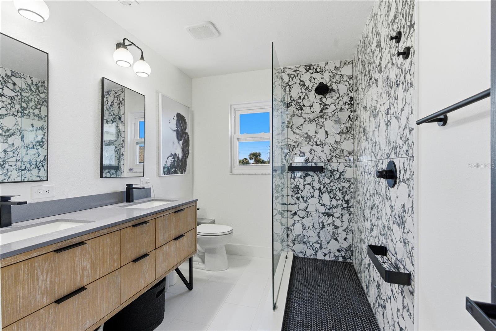 Image 38 of 46 For 1604 Ocean Shore Boulevard