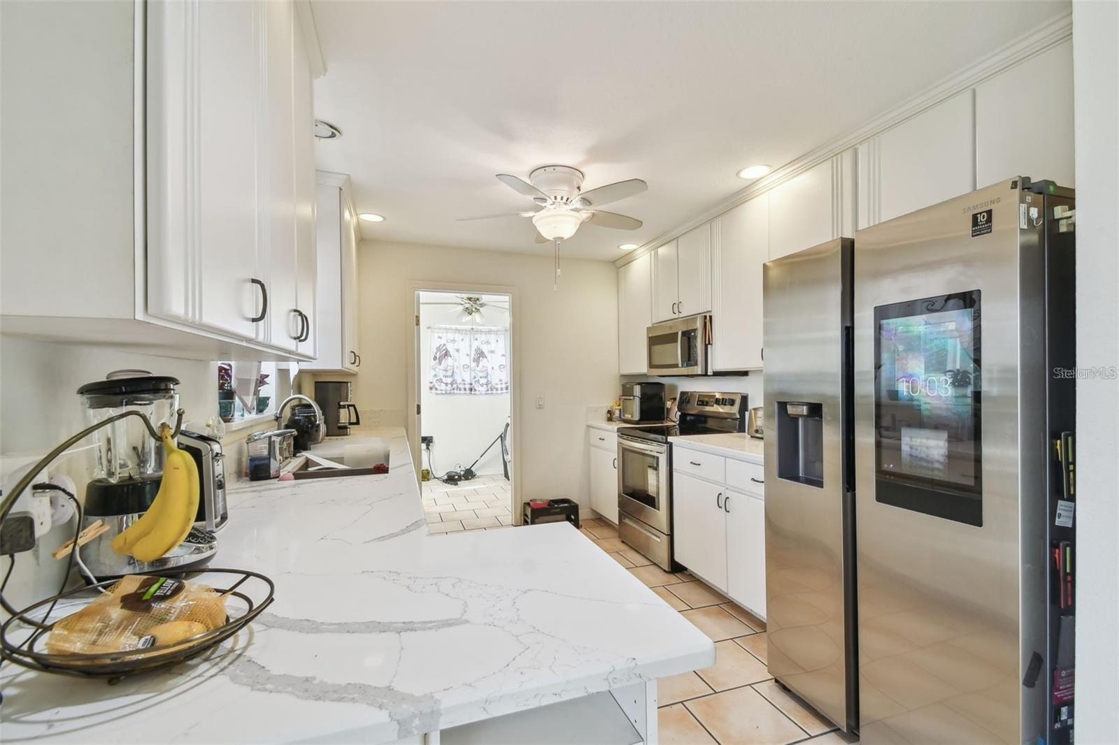 Image 12 of 42 For 317 Shore Drive E