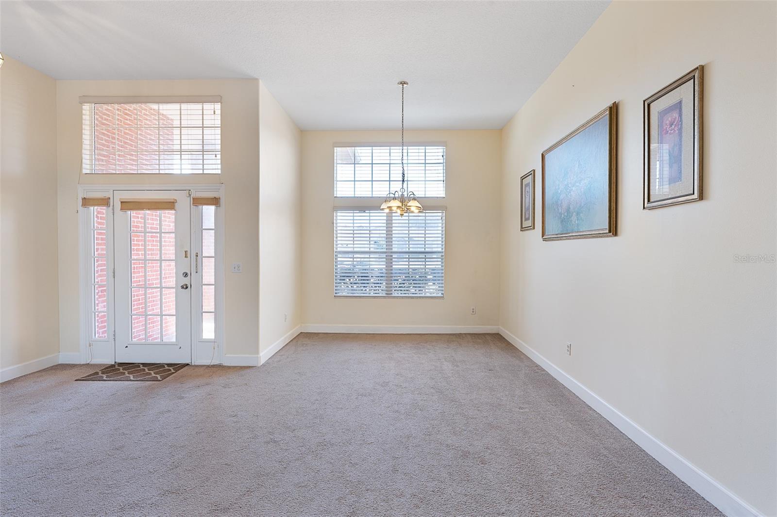 Image 14 of 71 For 19 Russkin Lane