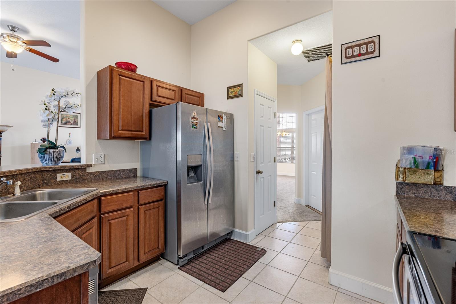 Image 24 of 71 For 19 Russkin Lane